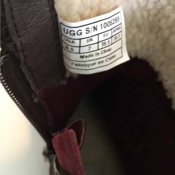 UGG WATERPROOF BOOTS - Picture 11 of 13